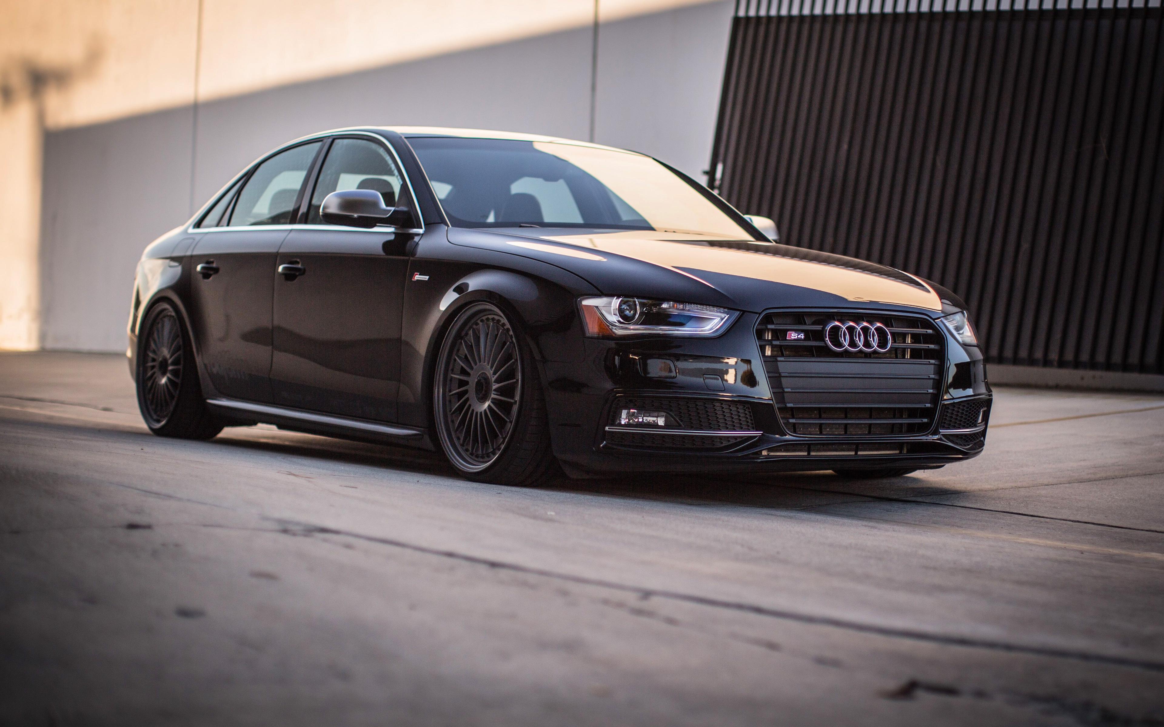 Audi s4 b8 РѕР±РѕРё