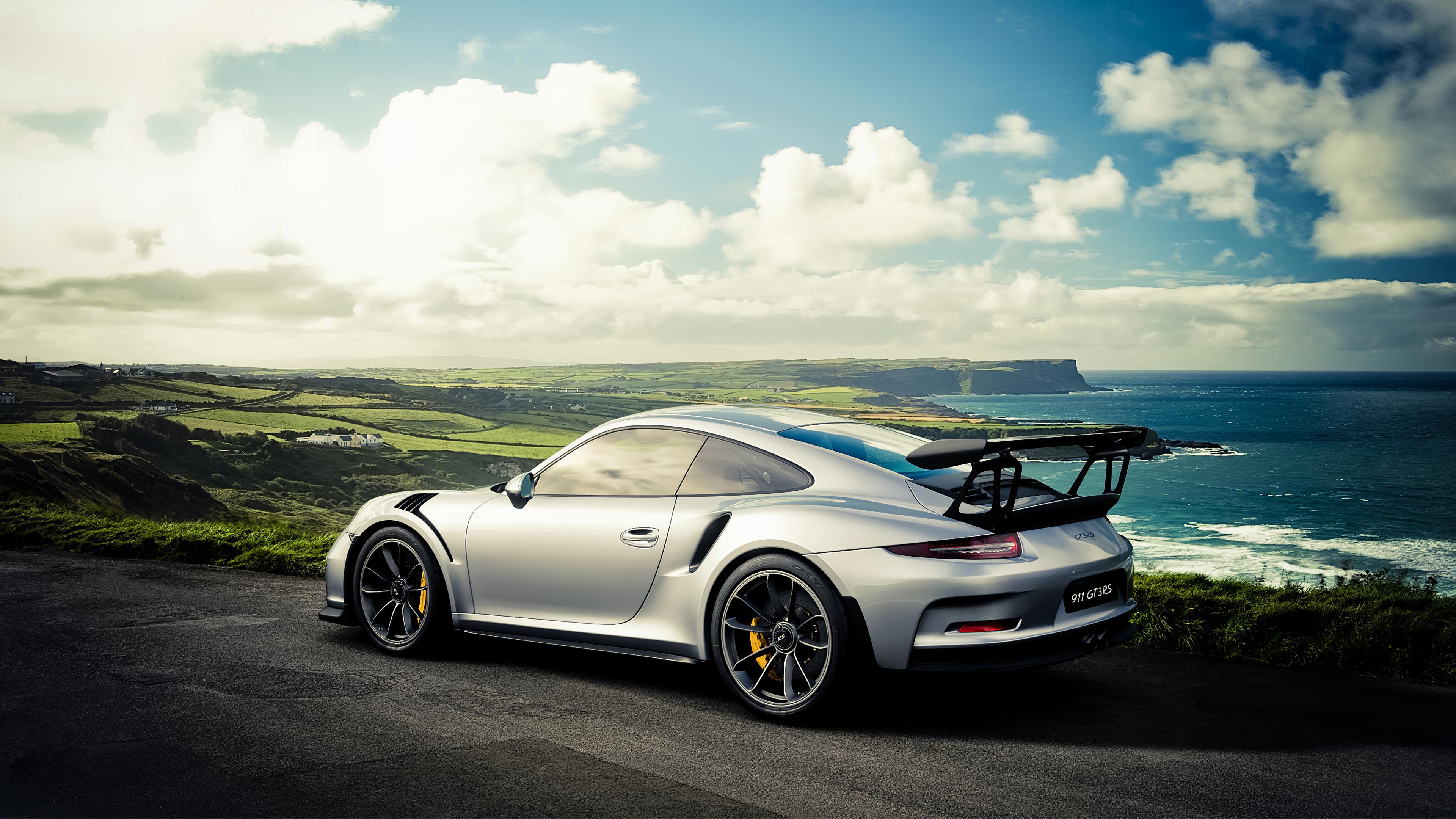 Porsche 911 Wallpaper