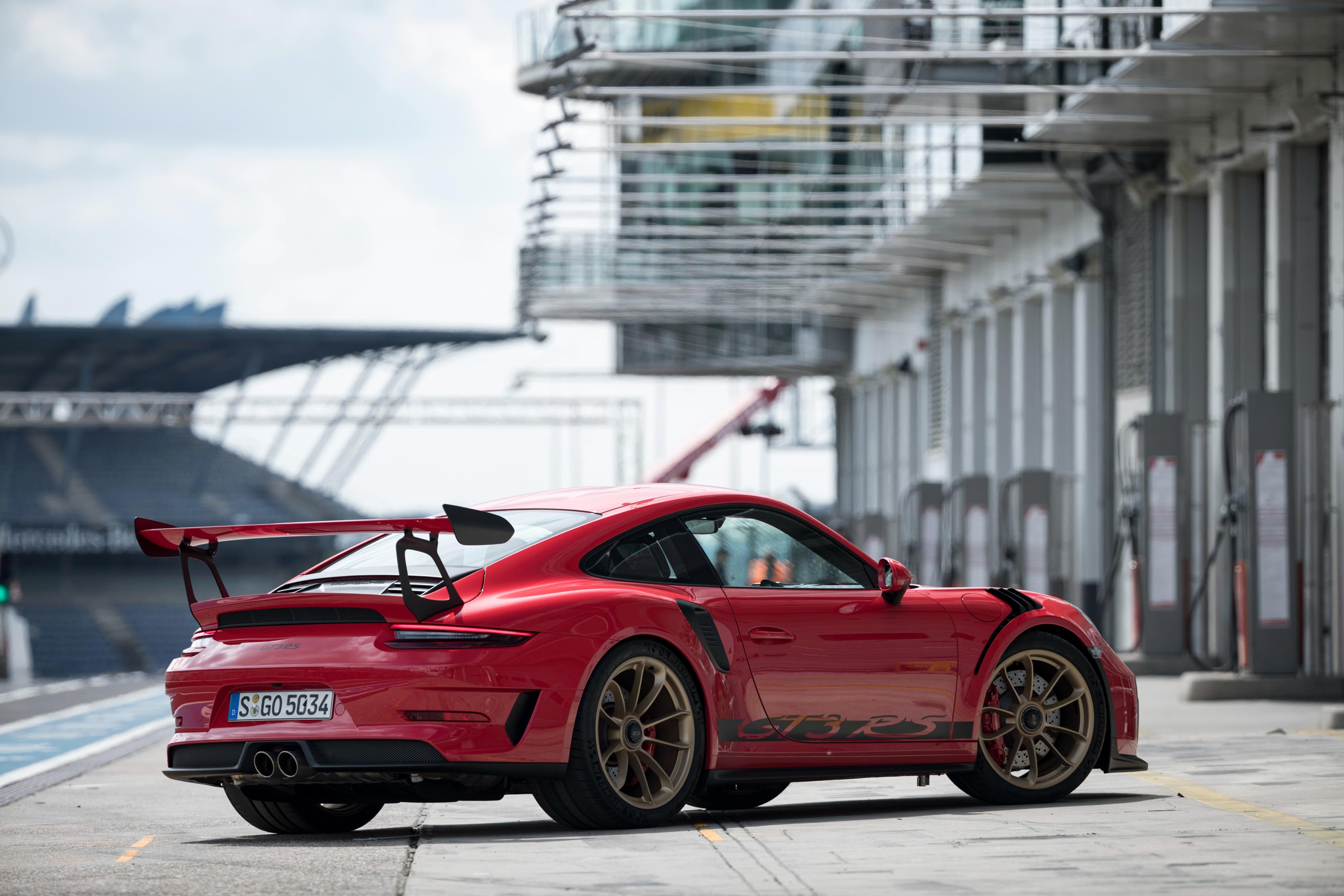 Porsche 911 gt3 RS 2019