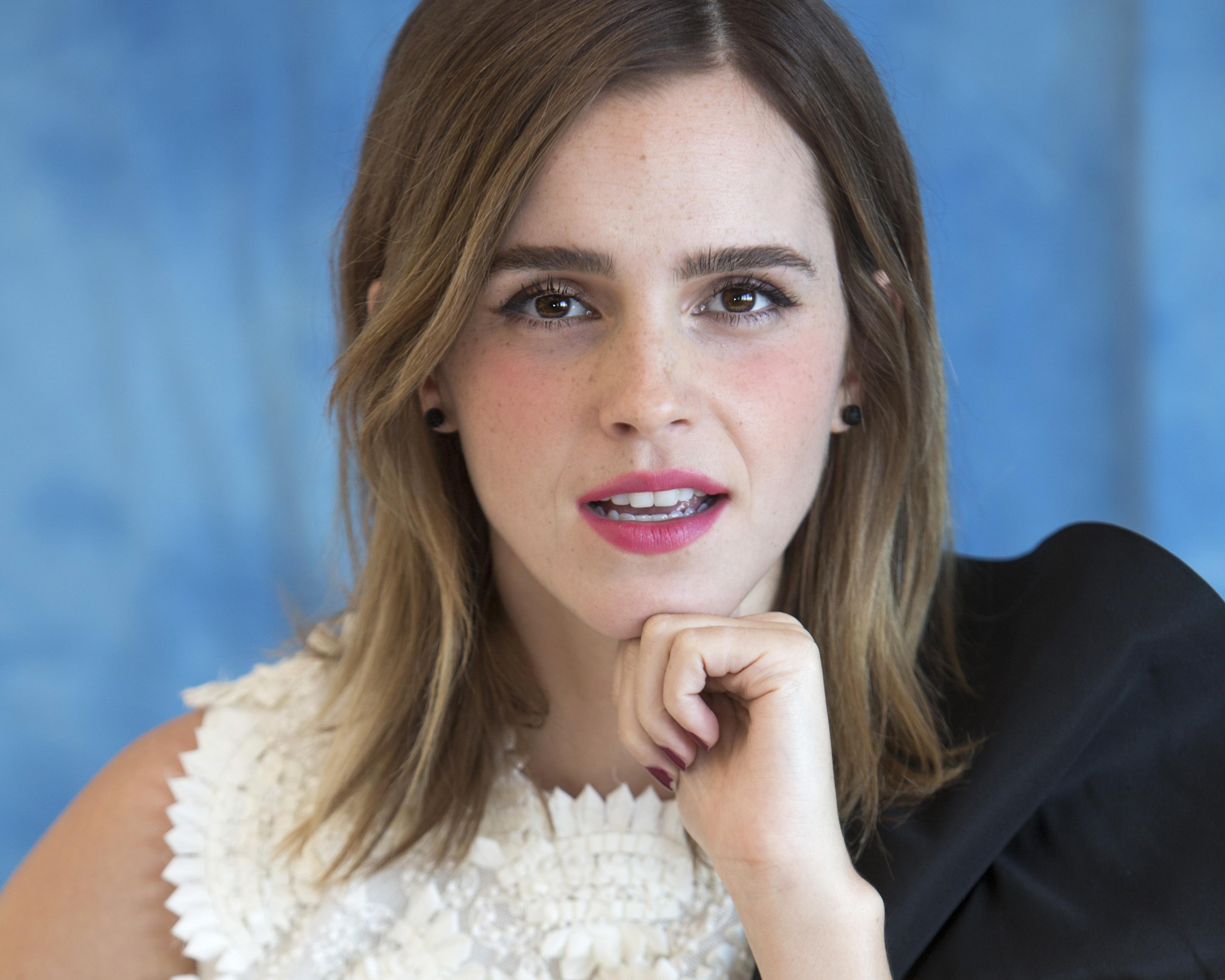 Emma actress. Эмма Уотсон. Emma Charlotte Watson. Эмма Уотсон 4k. Эмма Уотсон красотка.