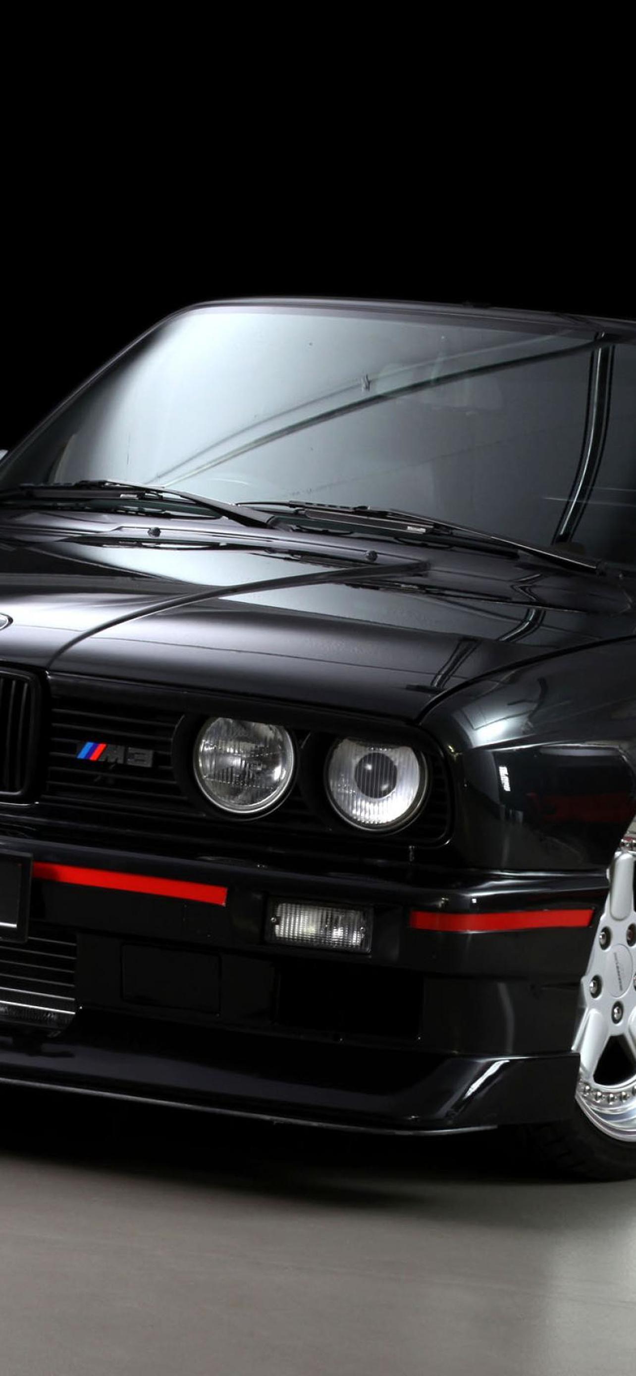 34 phone. BMW m3 e30. BMW m3 e30 Black. BMW e34 на телефон.