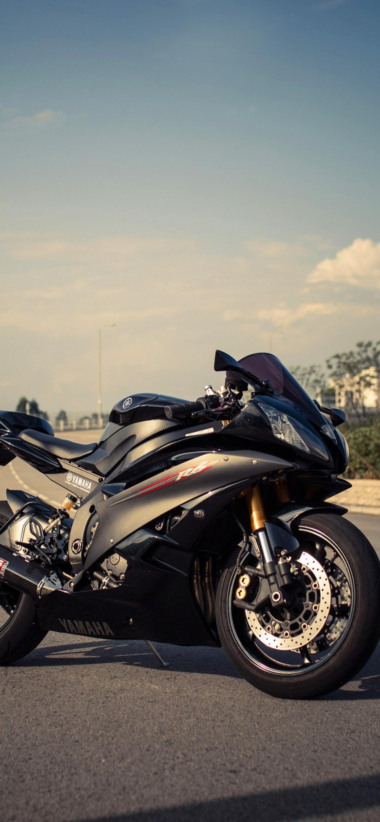 Yamaha R6