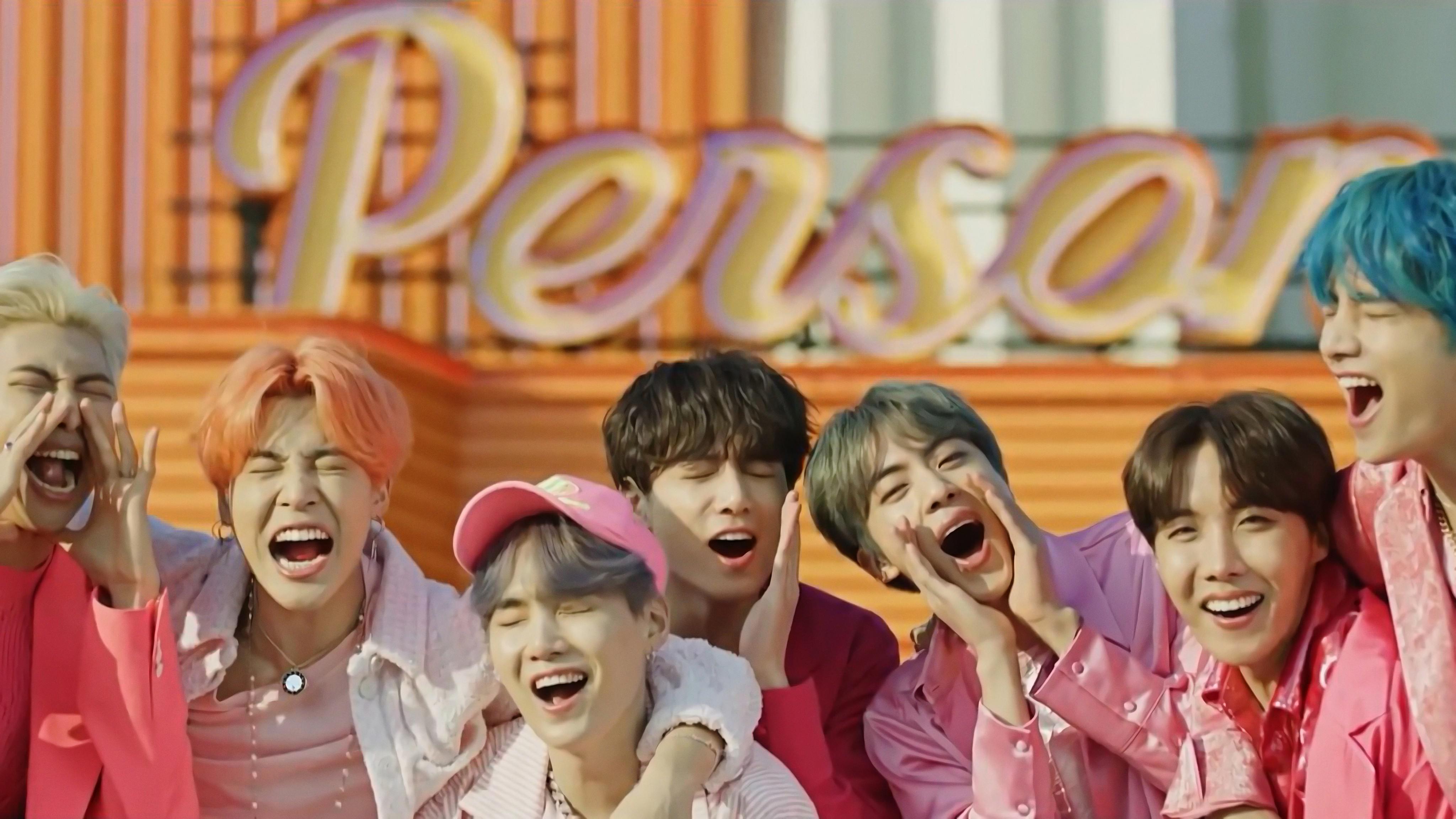 БТС boy with Luv